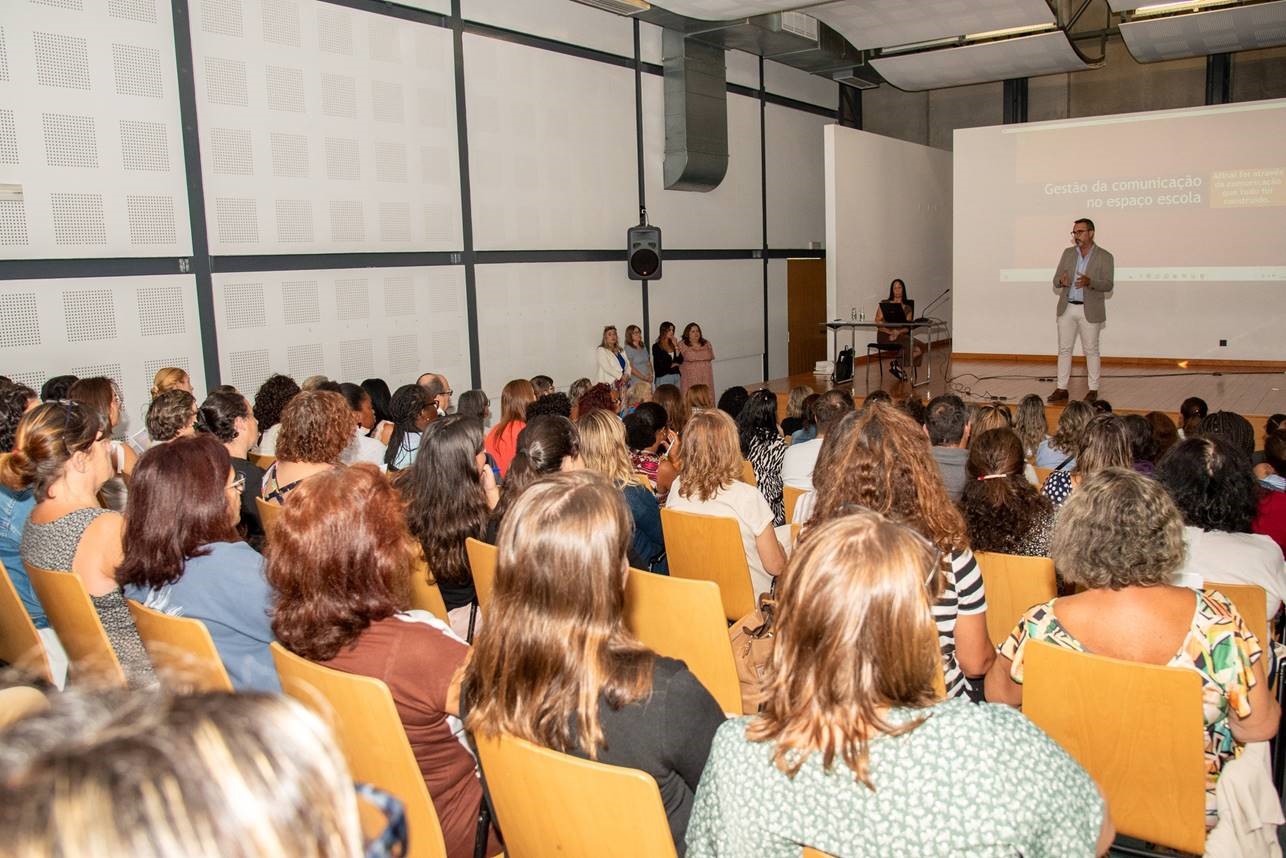 CML_formação_com._não docentes_rede escolar_1