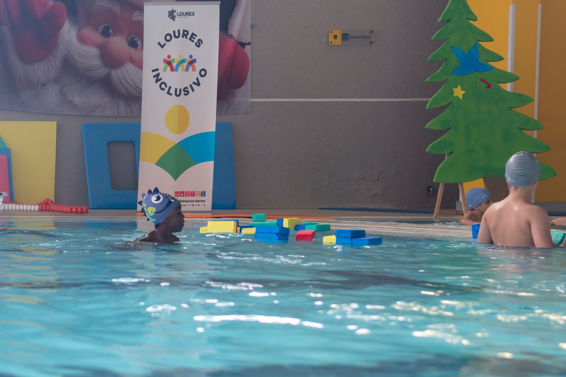 Encarredados_educação_partc_aulas_aberta_hidro_5