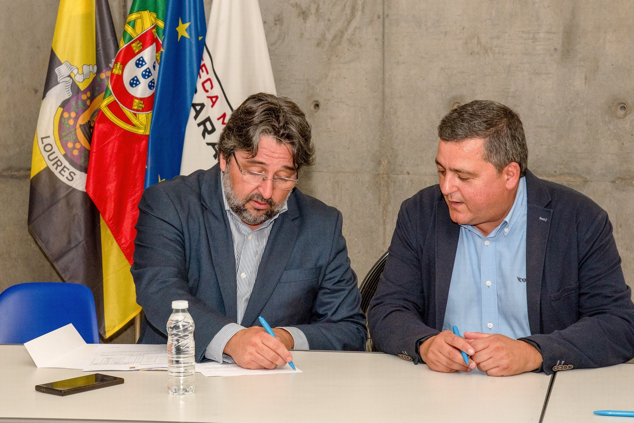 Assinatura_acordos_pareceria_Escola_Tempo _int_5