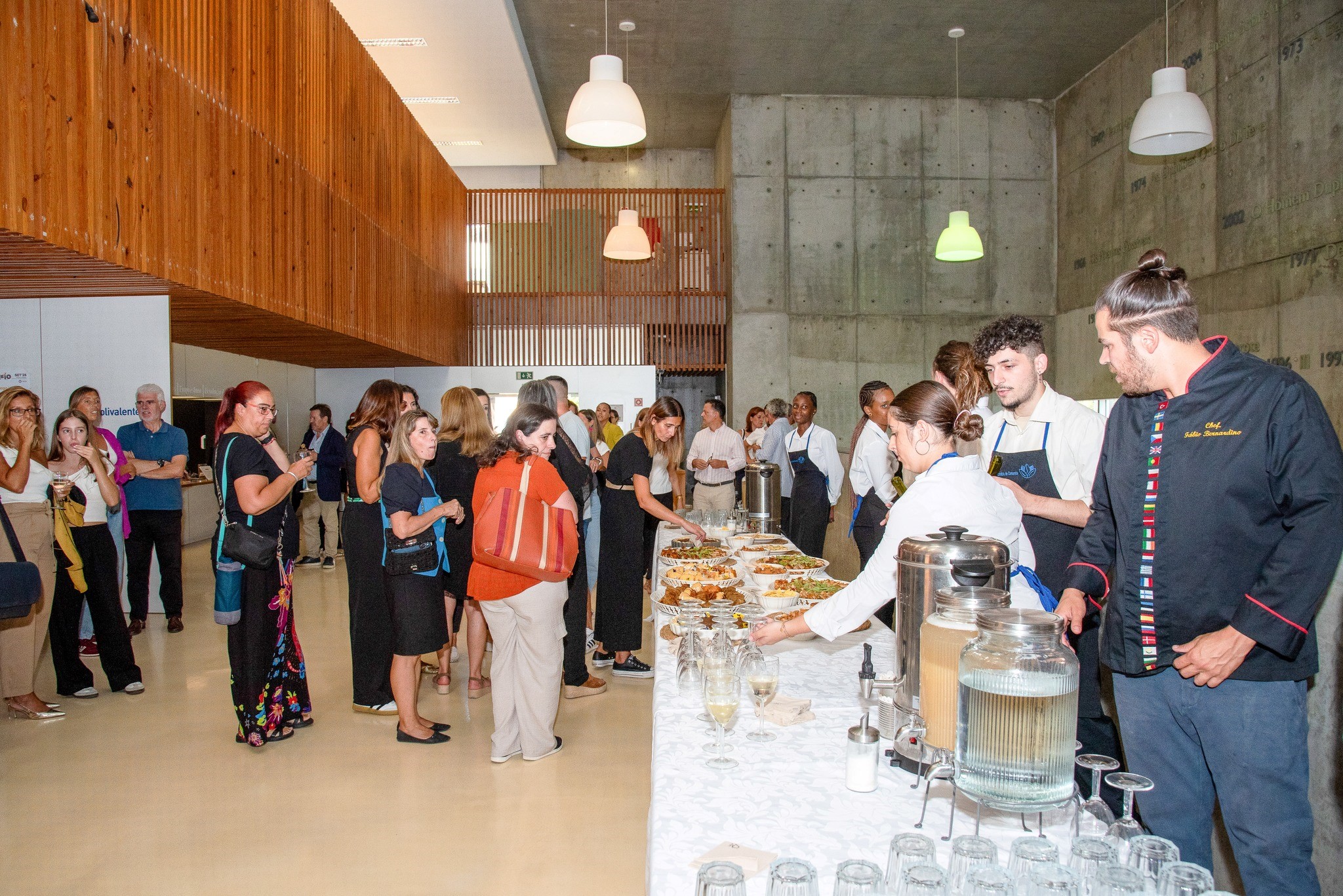 Assinatura_acordos_pareceria_Escola_Tempo _int_15