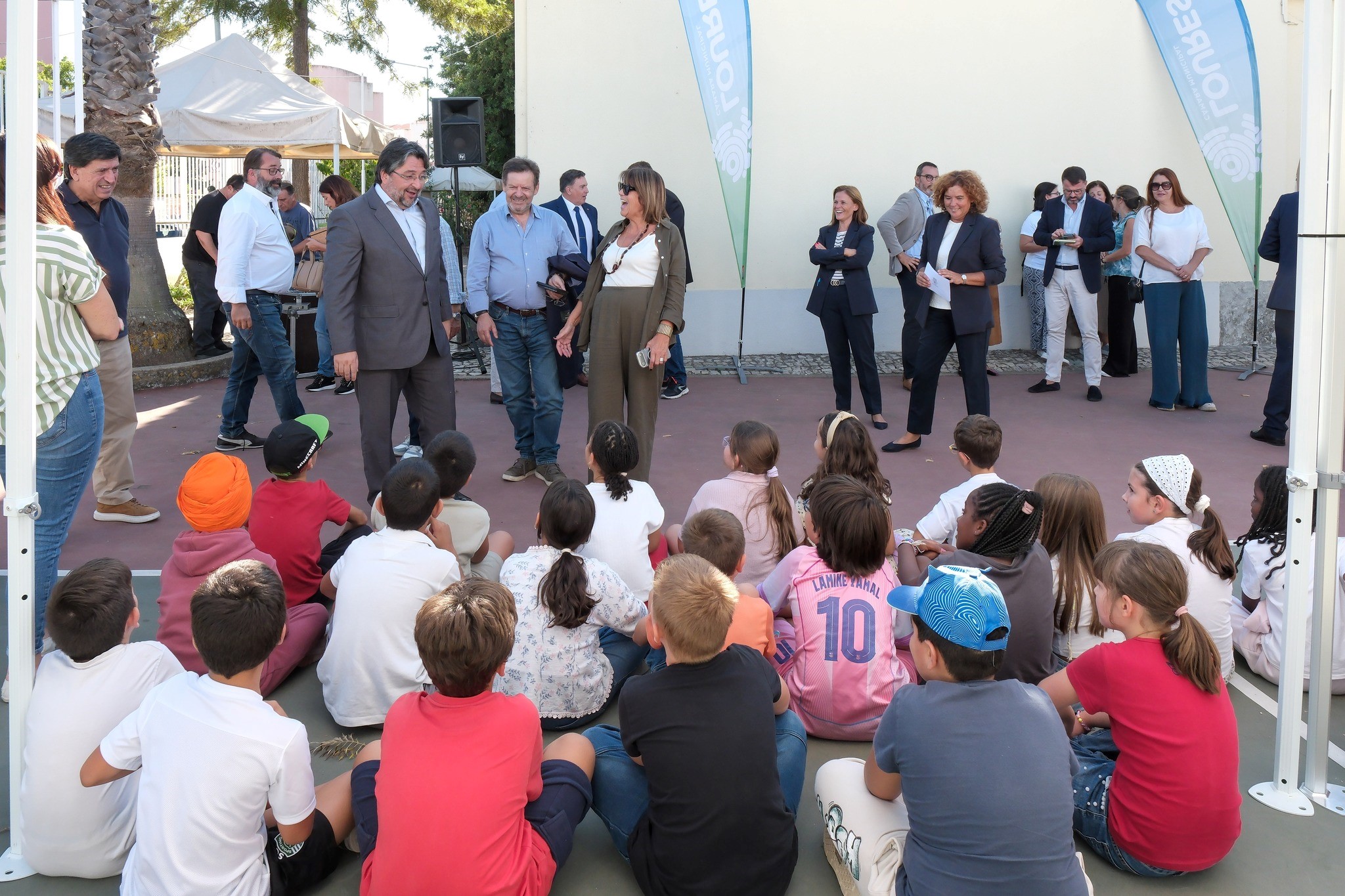 Lançado concurso público_nova escola_Frielas_3