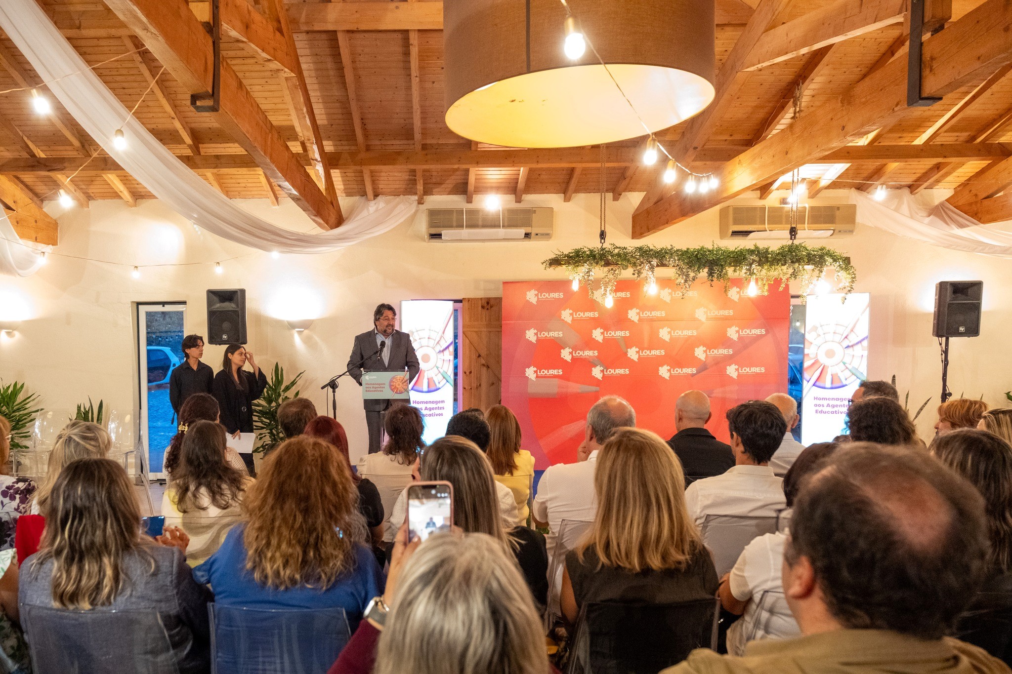 Município homenageia Agentes Educativos_2025_11