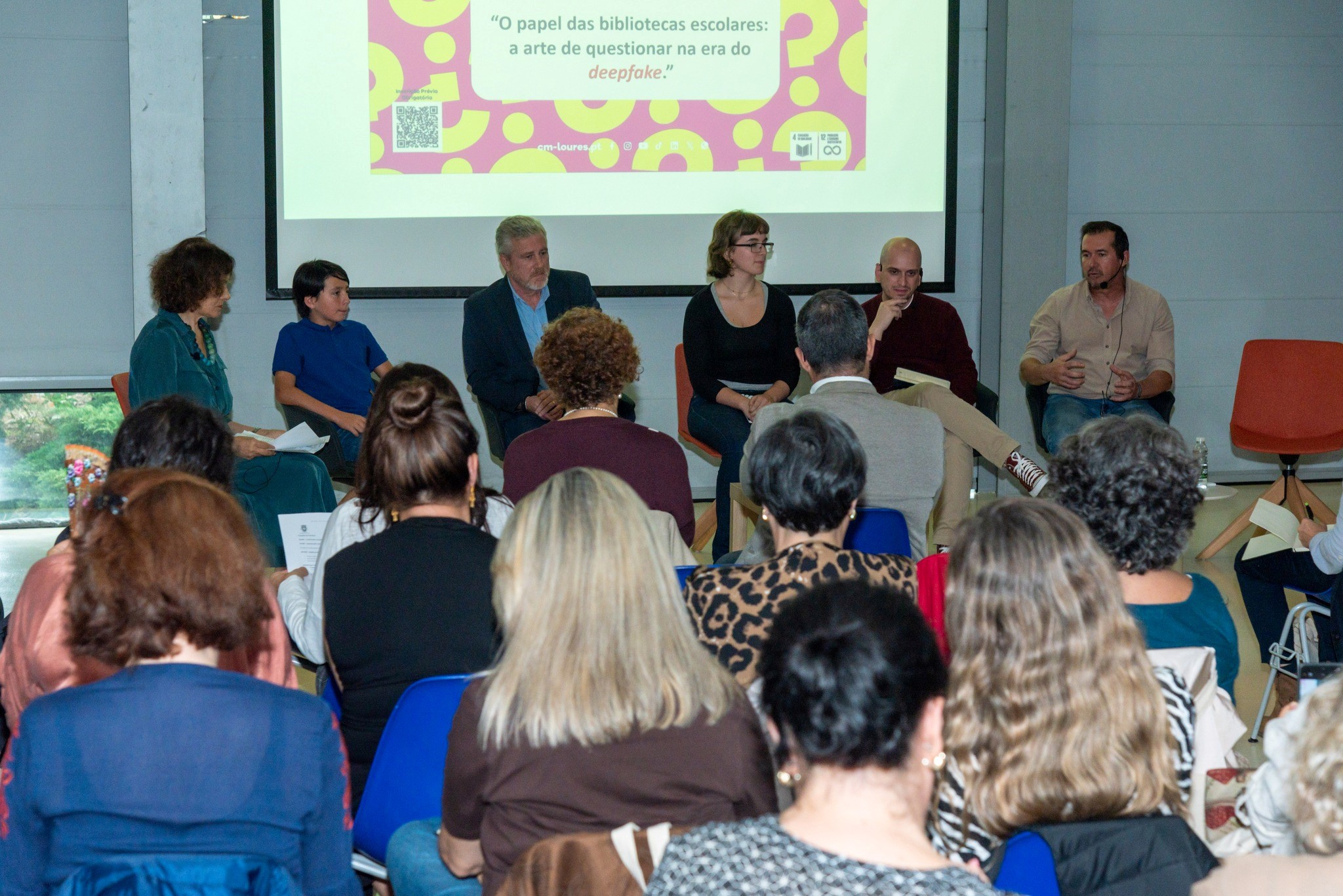 O papel_bibliotecas escolares na era do deepfake_2